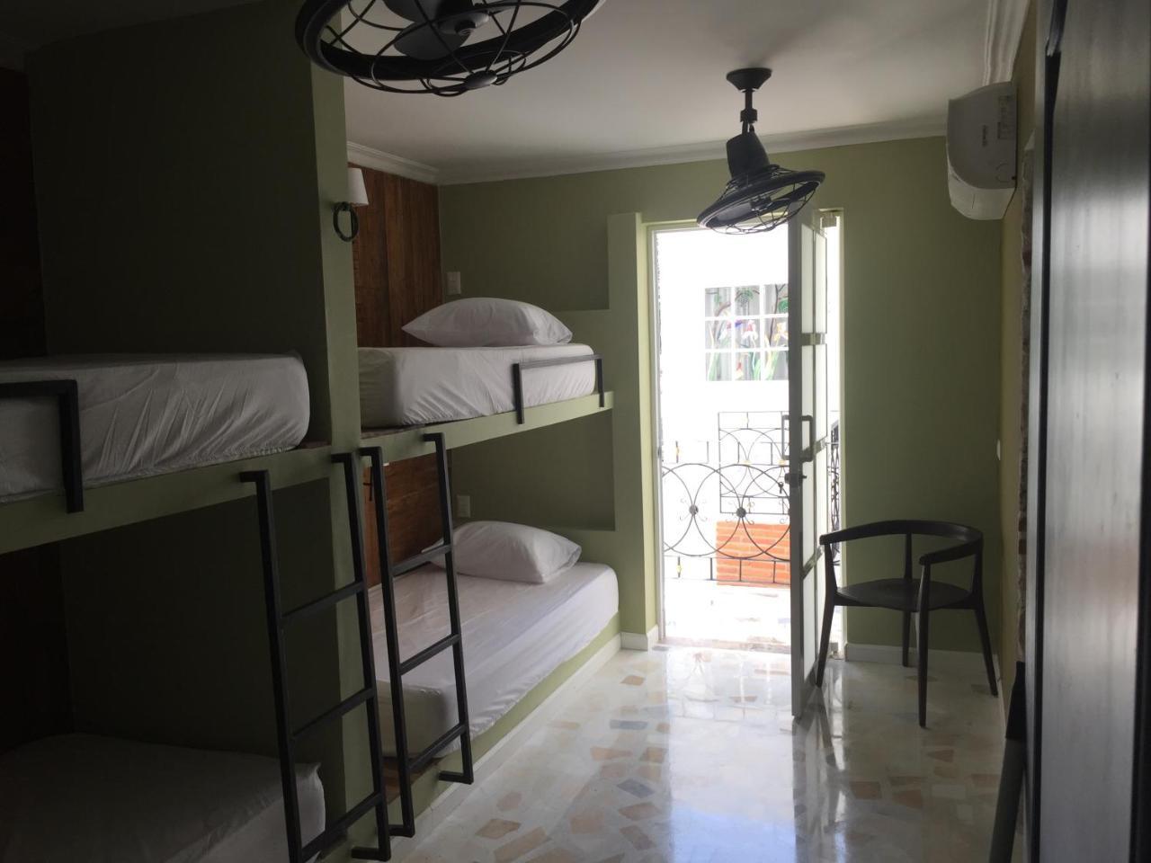 Peregrinos Hostel Cartagena De Indias ภายนอก รูปภาพ